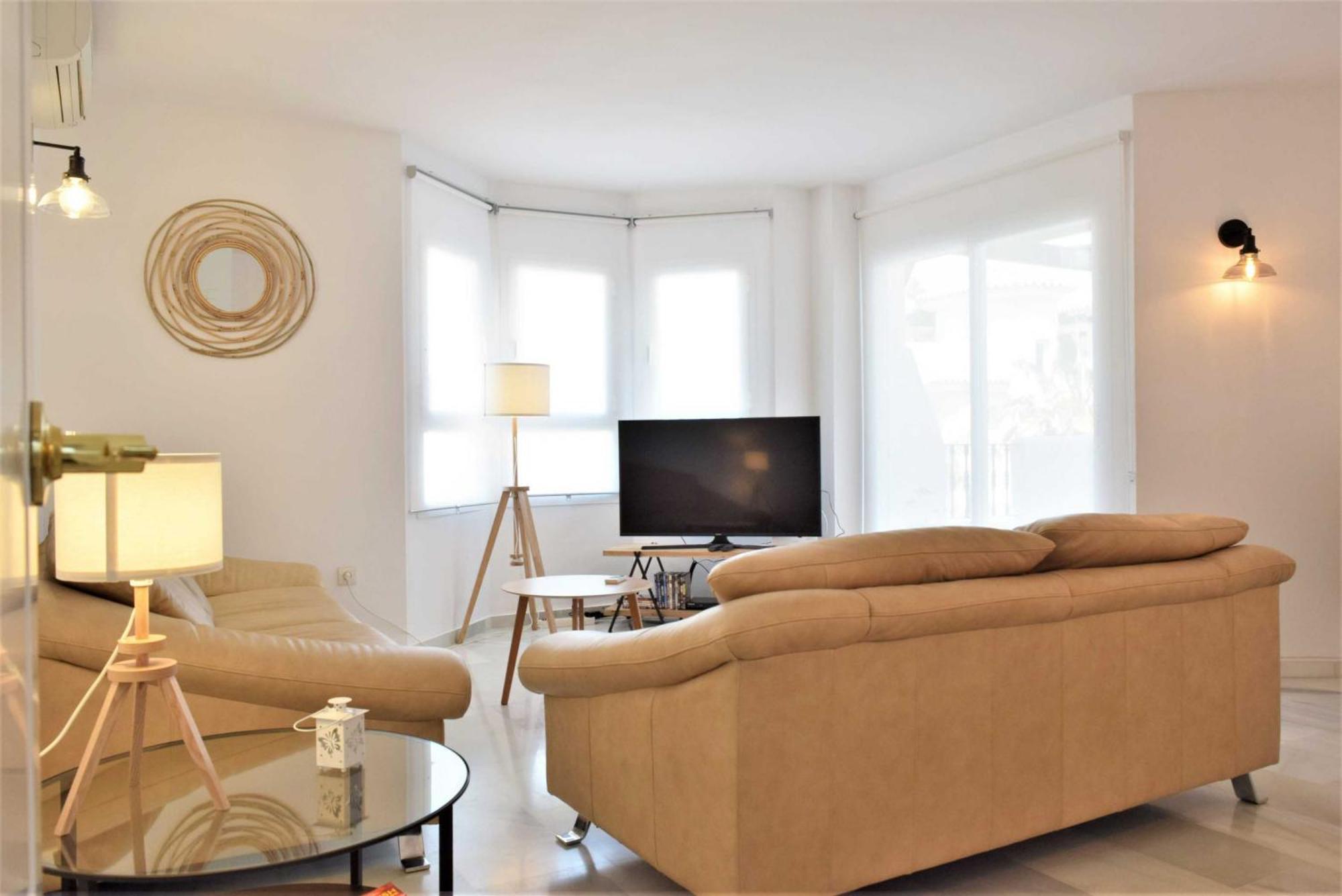 Apartemen Atico Duplex Urbanizacion Naranjos Marbella