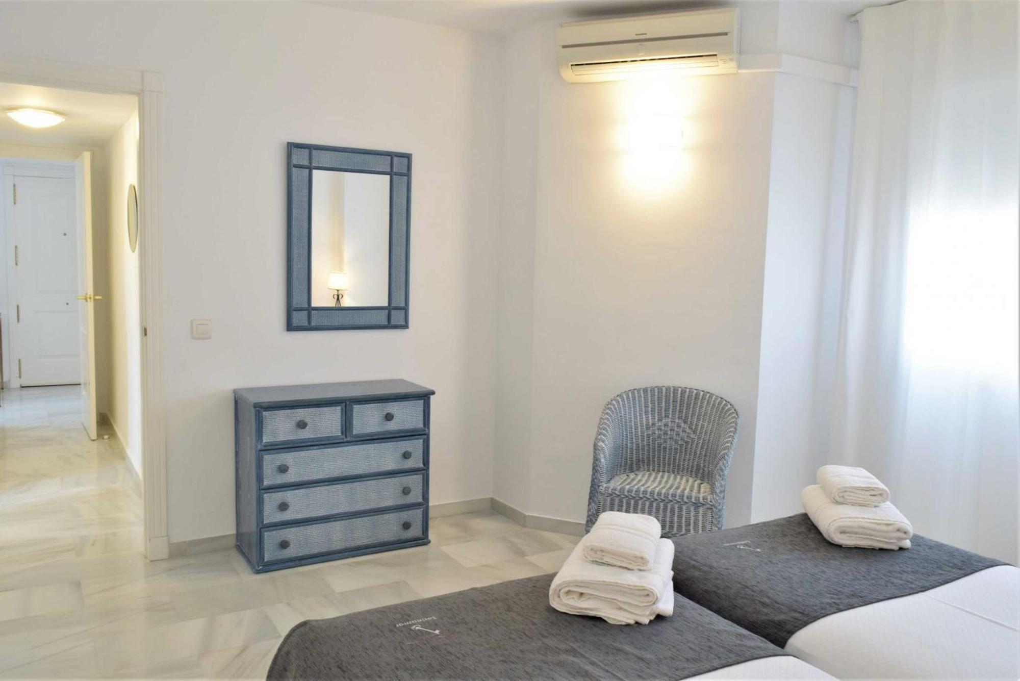 Atico Duplex Urbanizacion Naranjos *